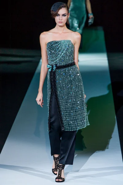 Look 37